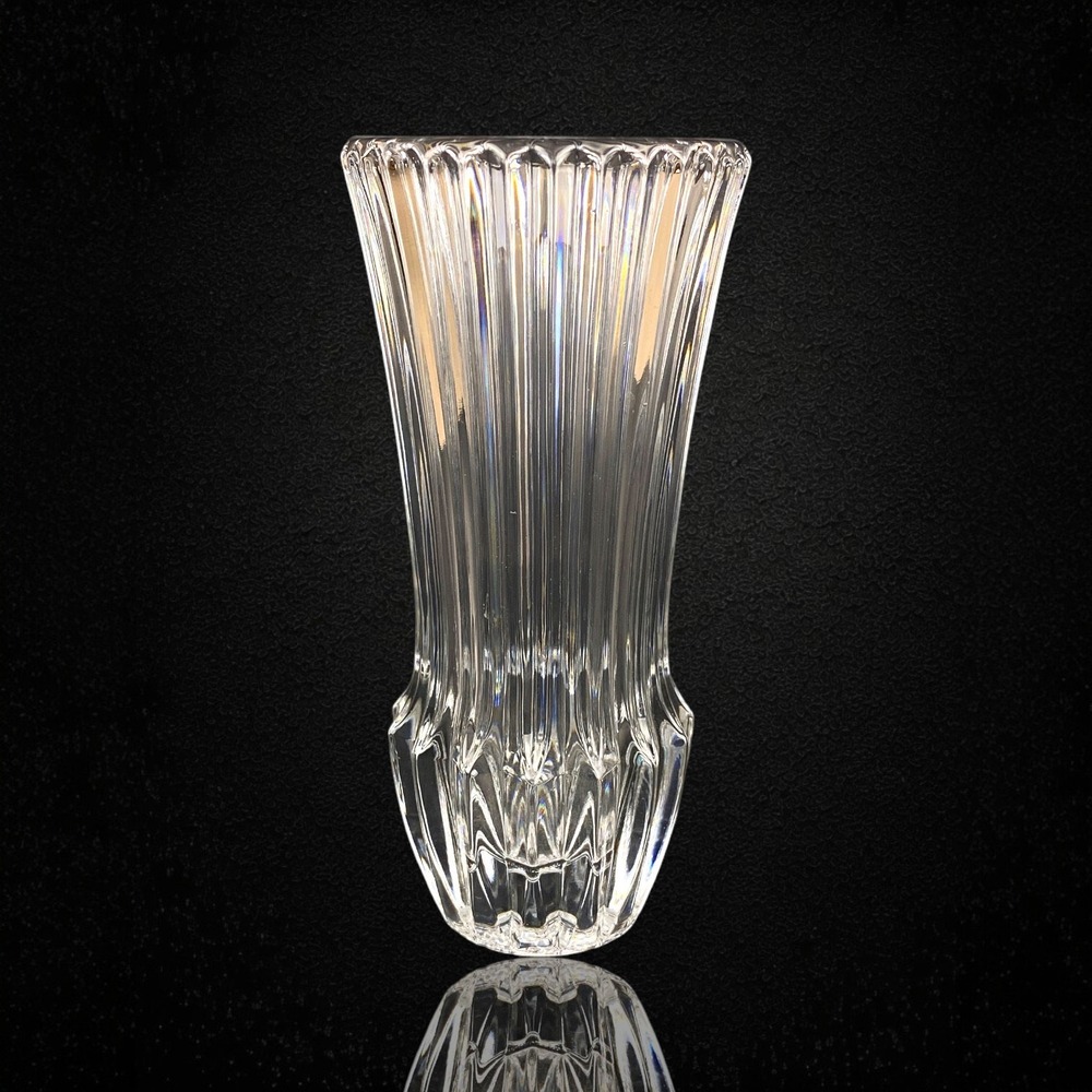 Avon Seasons Greetings Bud Vase 1977 Clear Pressed Glass Christmas‎ or Anytime